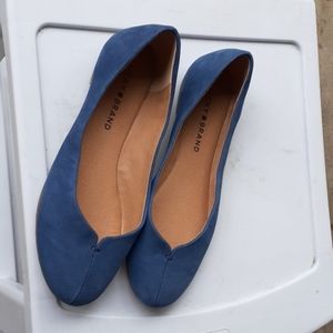 Women's shoes